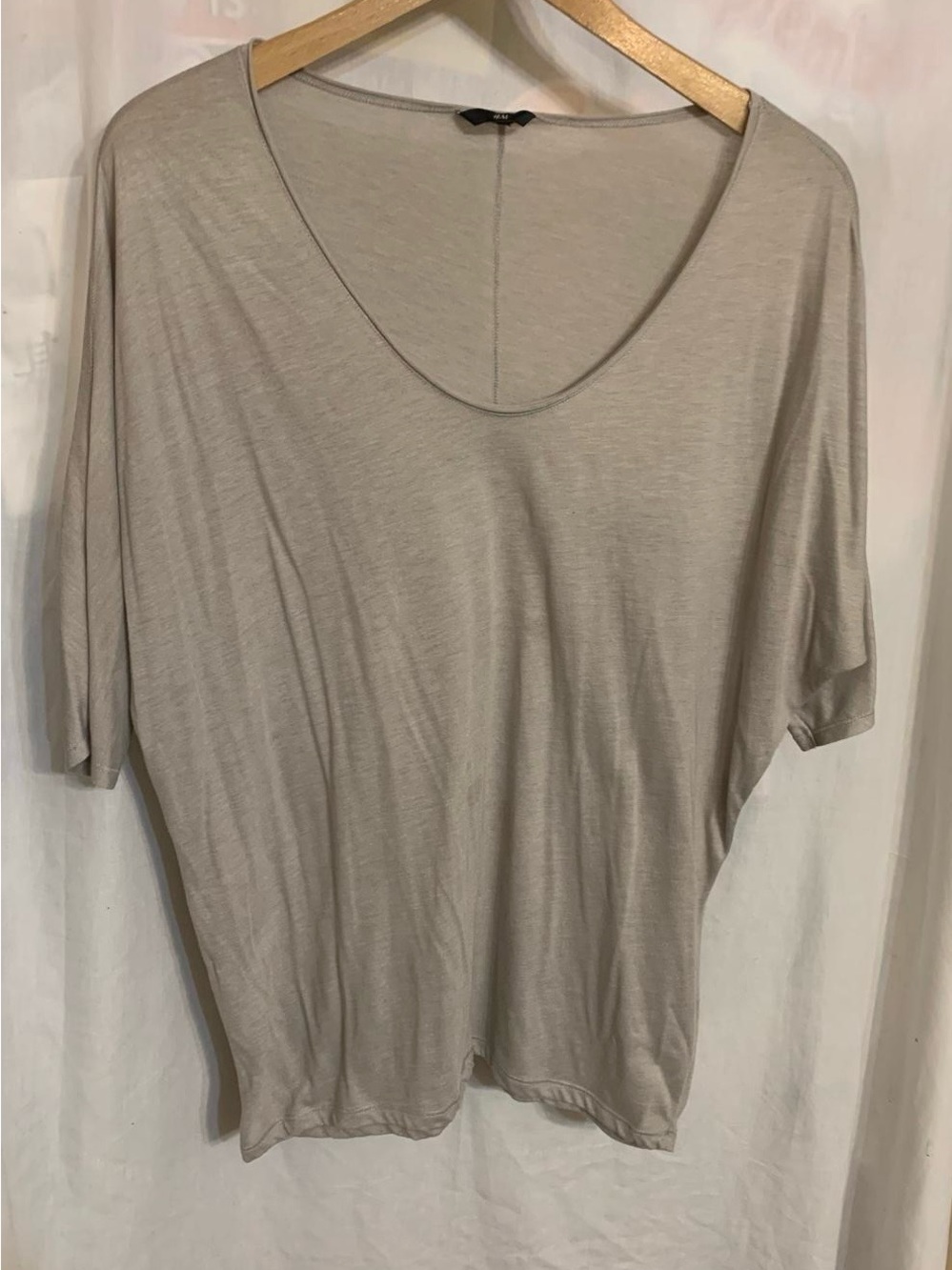 H&M Taupe Scoop Neck Short Sleeve Top
